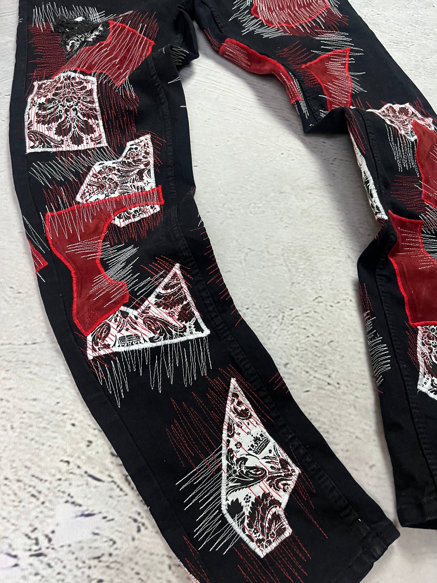 ABSTRACT PATCH DENIM