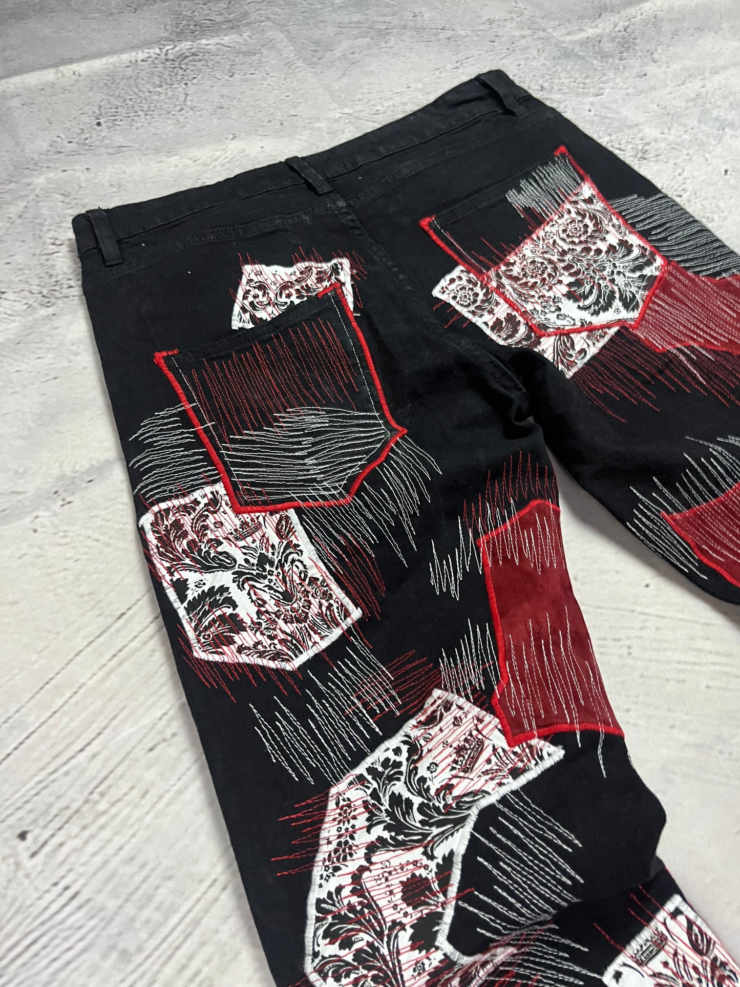 ABSTRACT PATCH DENIM