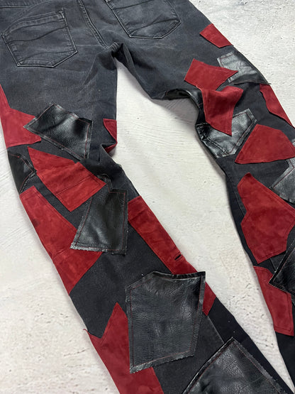 LEATHER PATCH FLARED DENIM