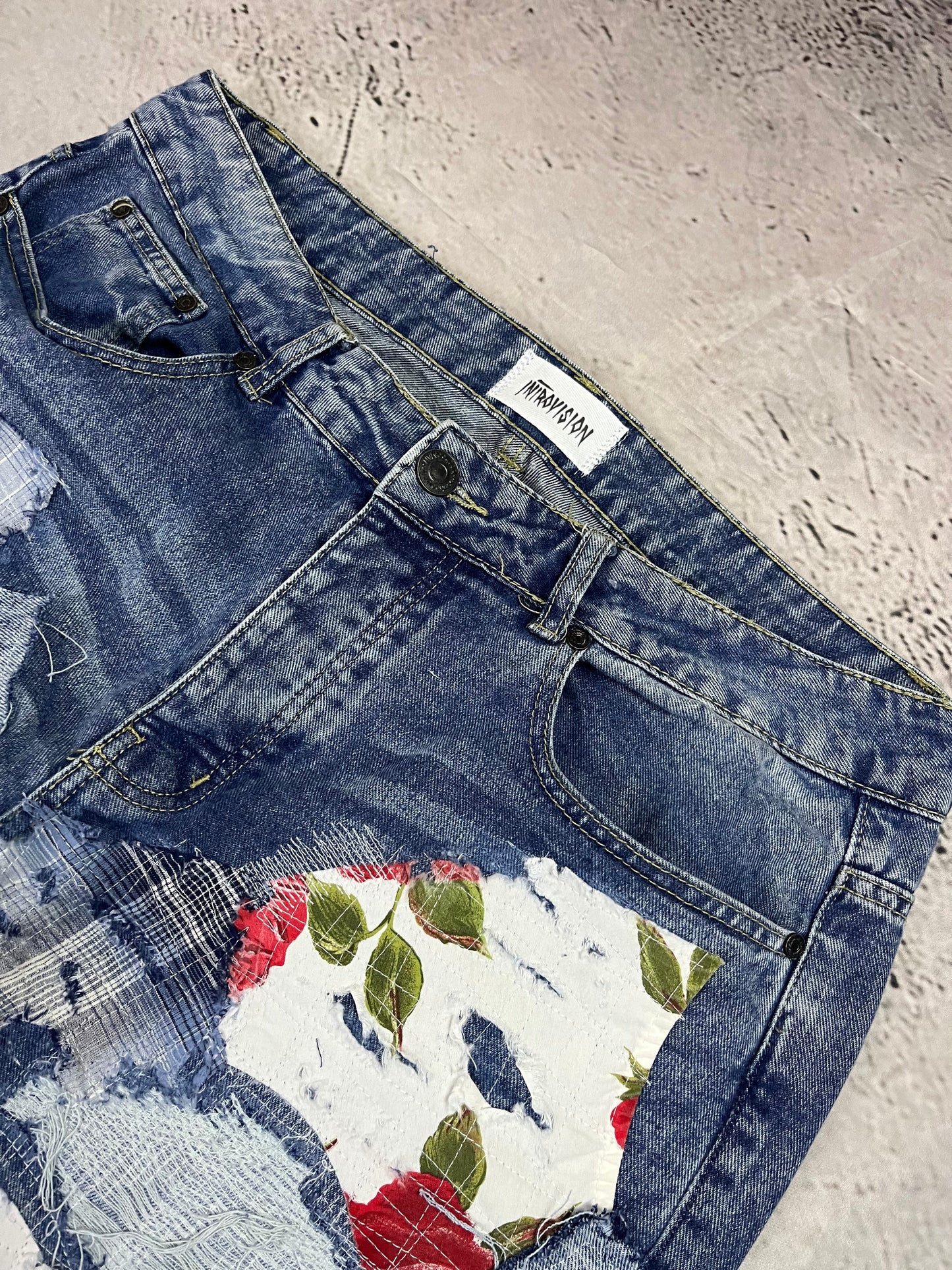 FLORAL PATCH DENIM