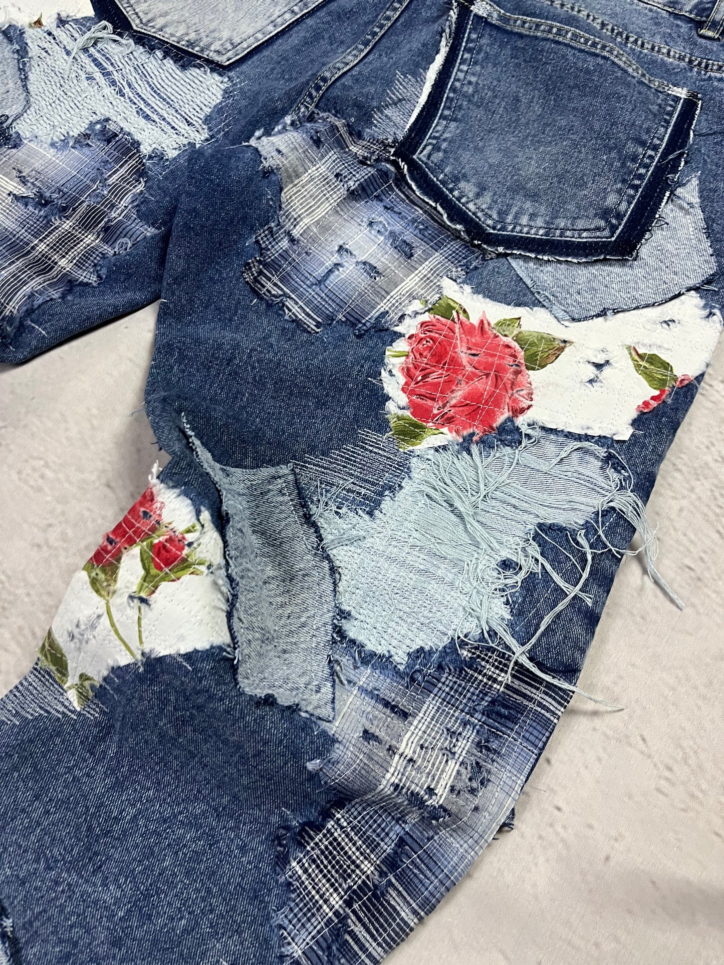 FLORAL PATCH DENIM