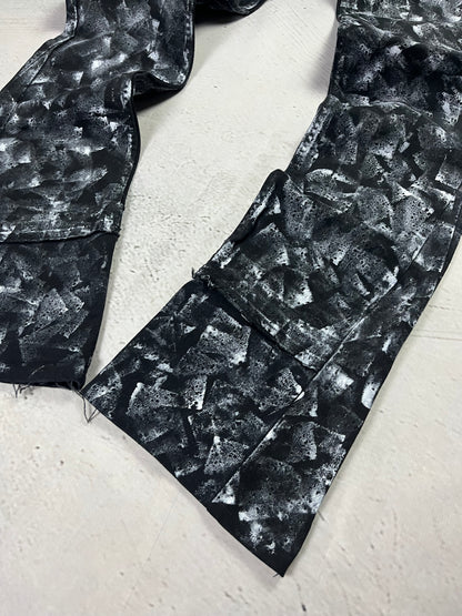 CHAOS PATTERN FLARE DENIM