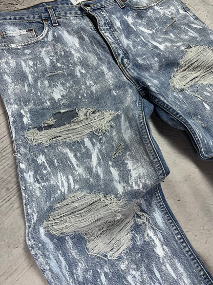 PAINT MARK DENIM