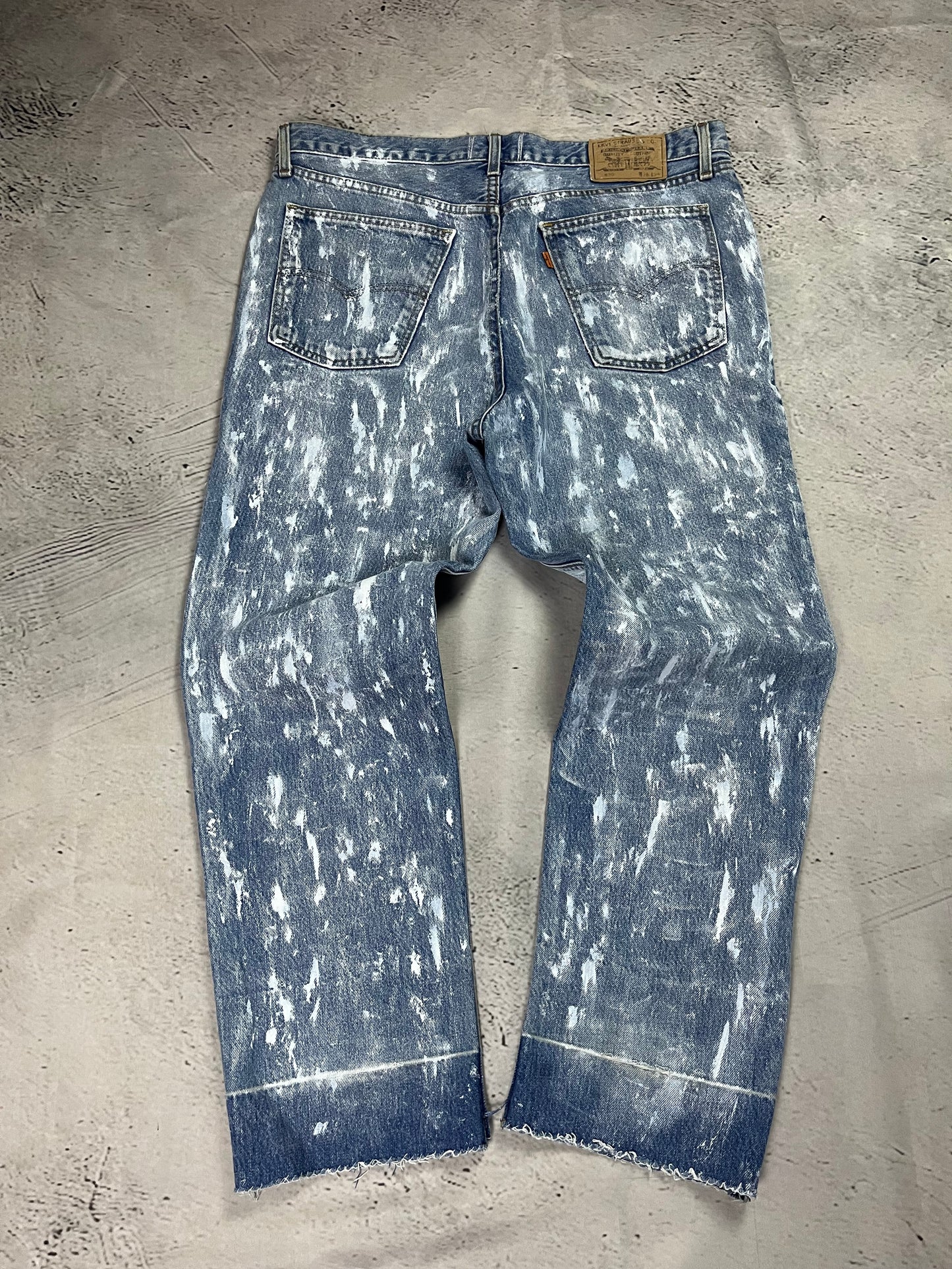 PAINT MARK DENIM