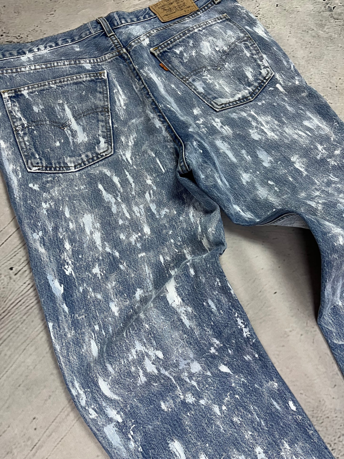 PAINT MARK DENIM