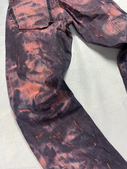CRIMSON DISTRESSED DENIM