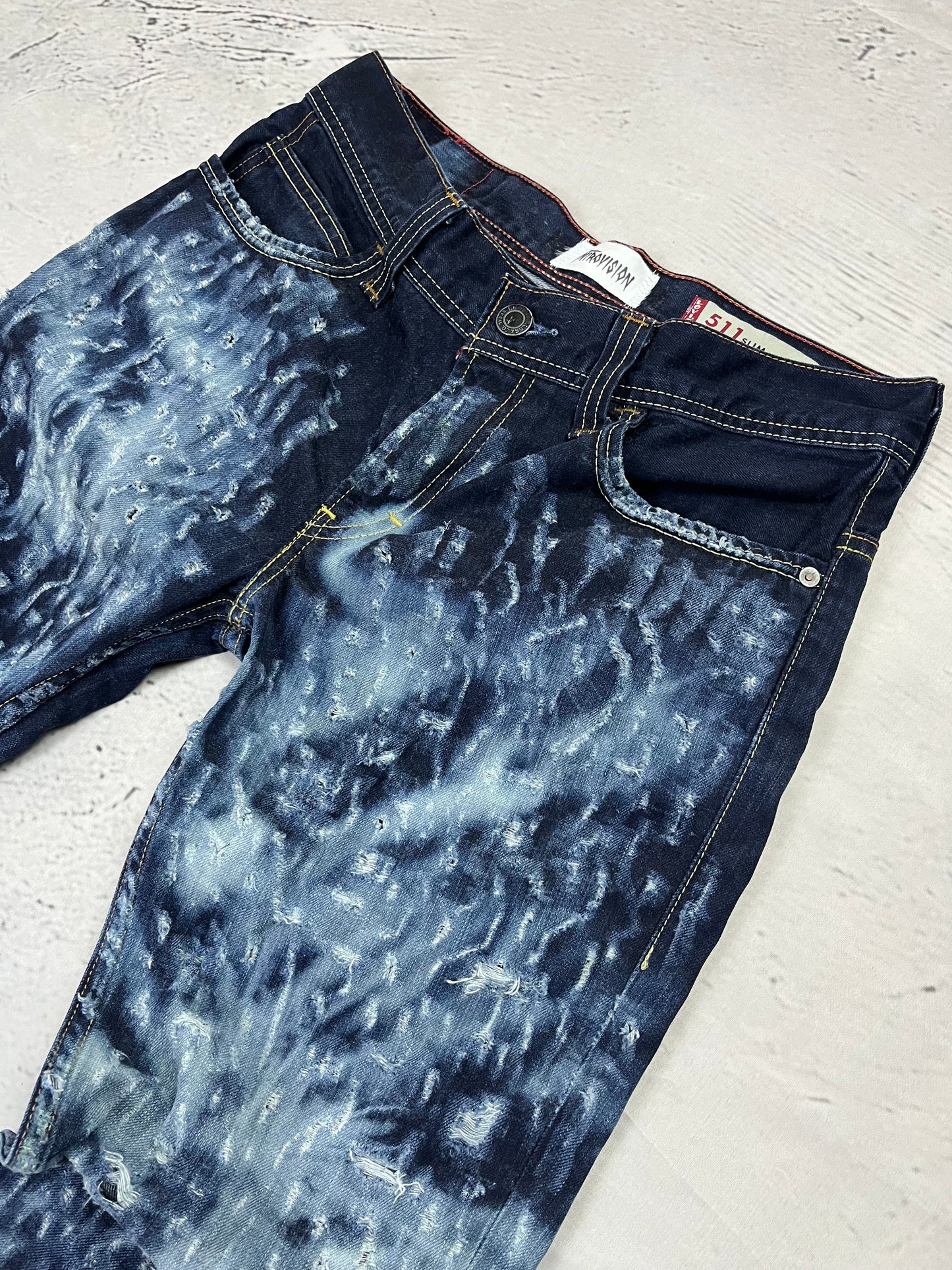 FROST WASH DENIM