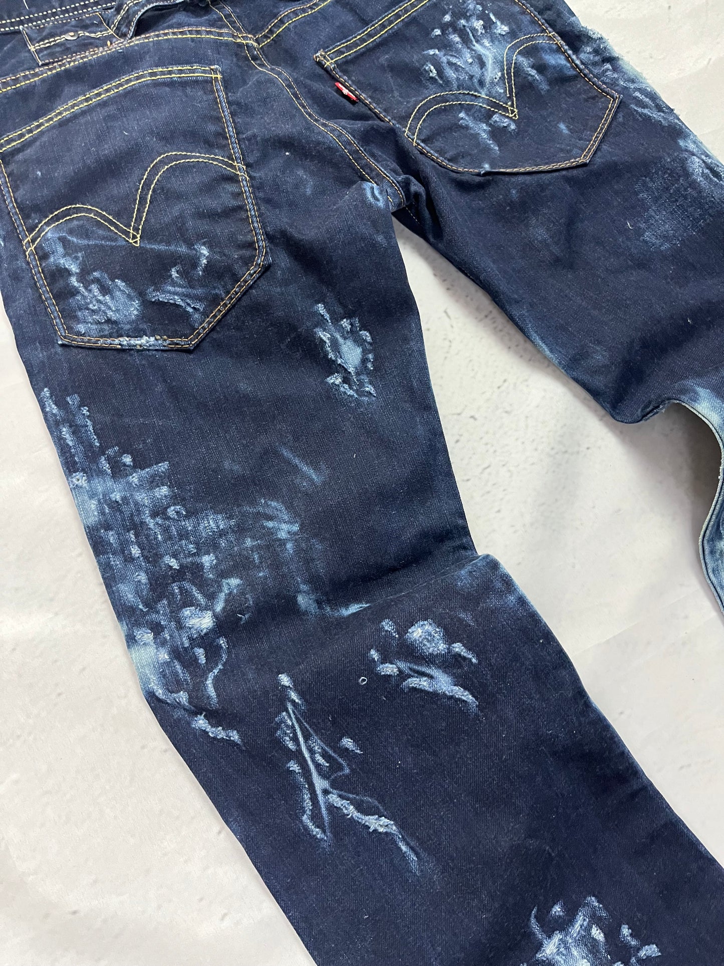 FROST WASH DENIM