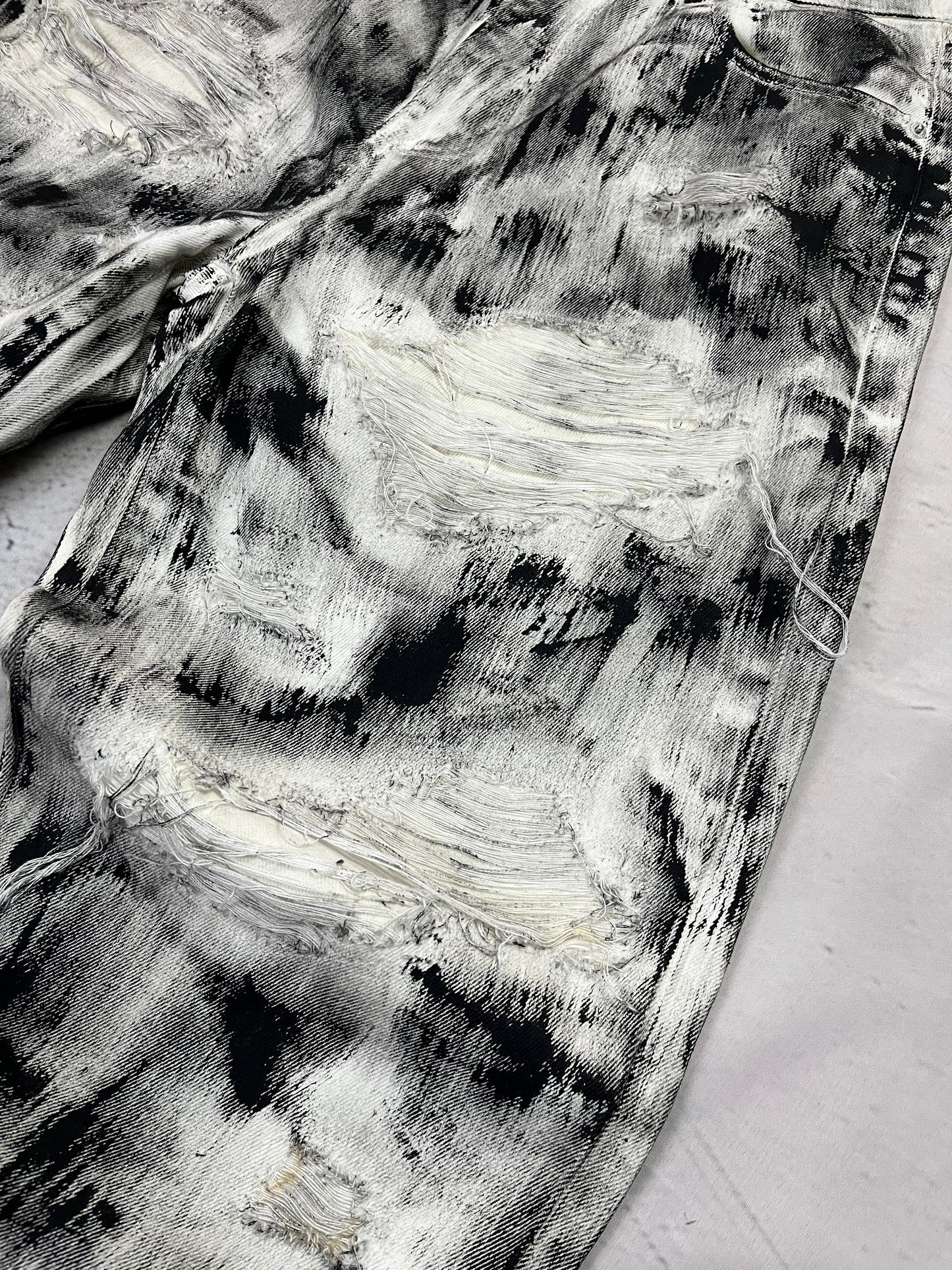 INK DISTORTION DENIM