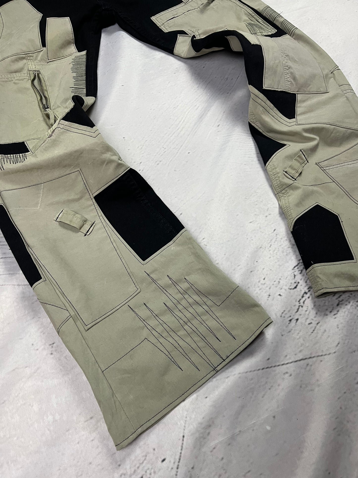 UTILITY PATCHWORK FLARE DENIM