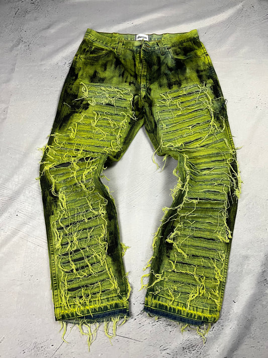 TOXIC DISTRESSED DENIM