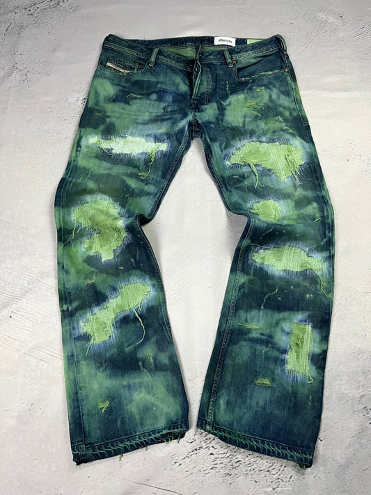 EMERALD DISTRESSED DENIM