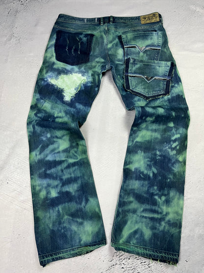 EMERALD DISTRESSED DENIM