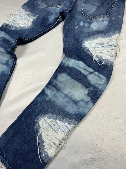 FLOW DISTRESSED DENIM