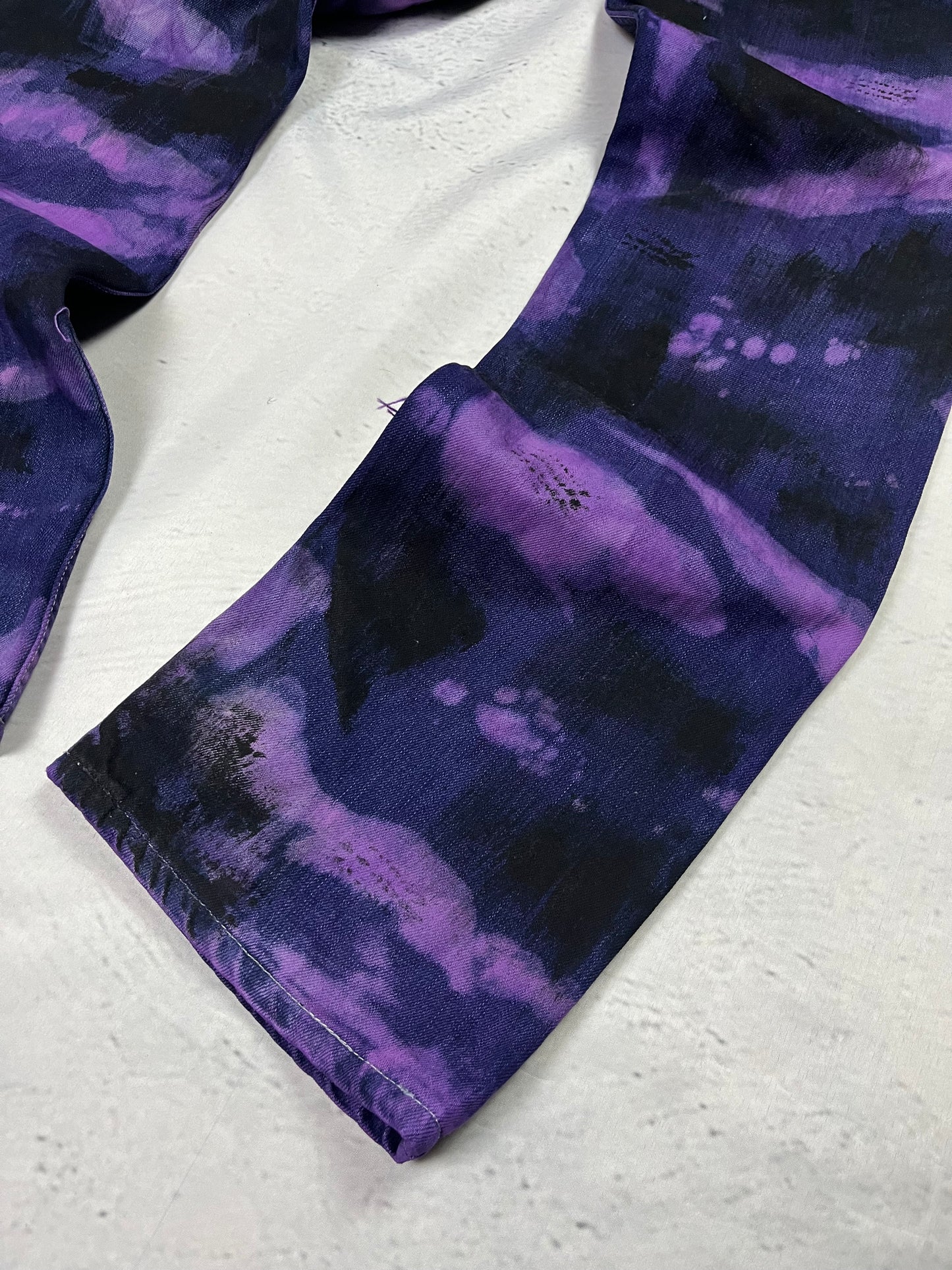 PURPLE CONTRAST DENIM
