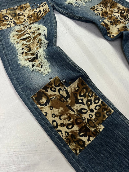LEOPARD PATCH DISTRESSED DENIM