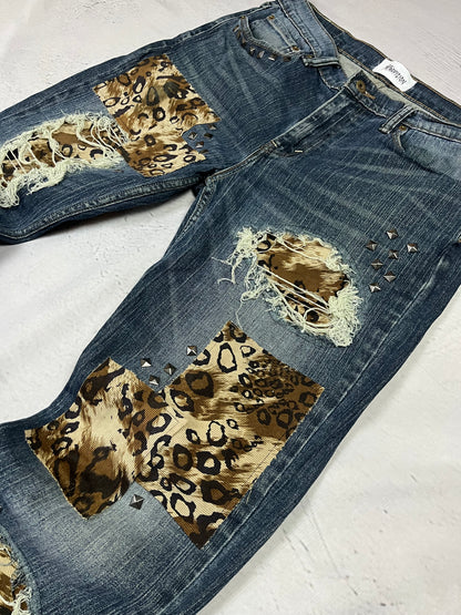 LEOPARD PATCH DISTRESSED DENIM
