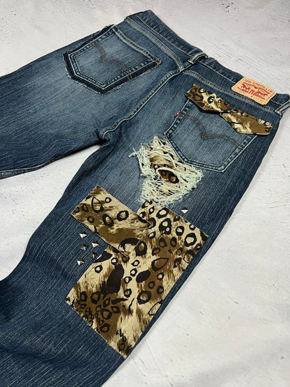 LEOPARD PATCH DISTRESSED DENIM