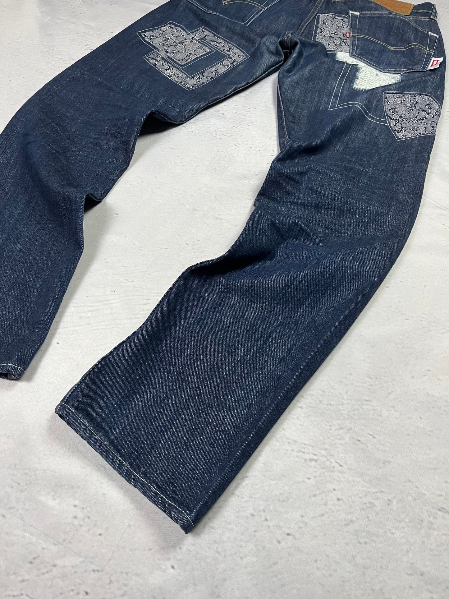 MOSAIC DISTRESSED RAW DENIM