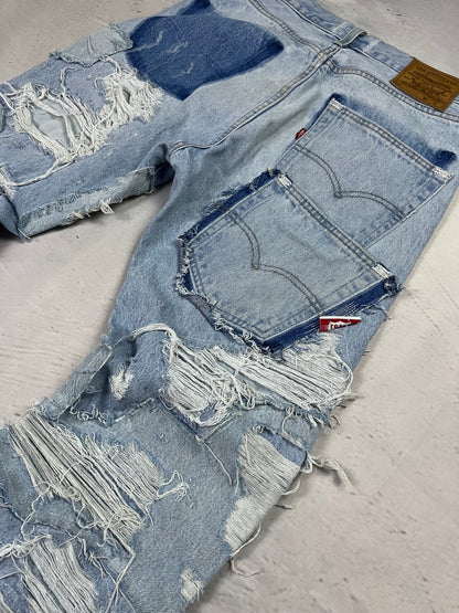 RIPPED RECONSTRUCTION DENIM