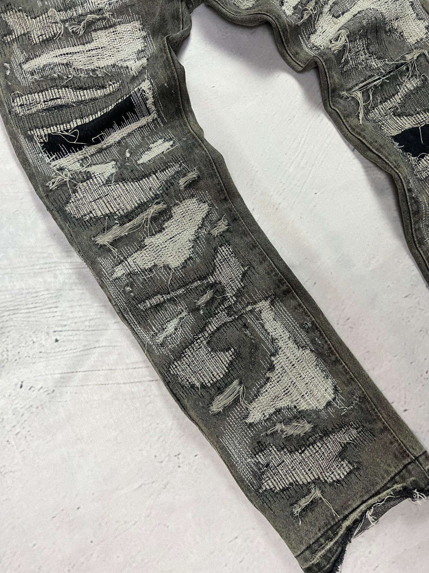FRACTURED DENIM