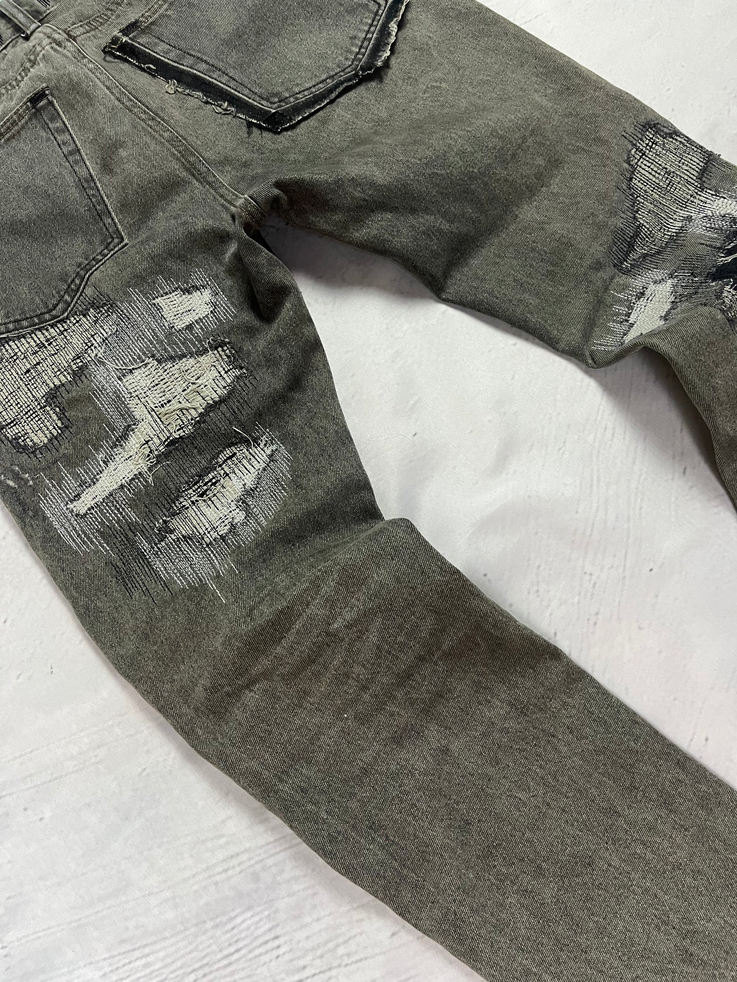 FRACTURED DENIM