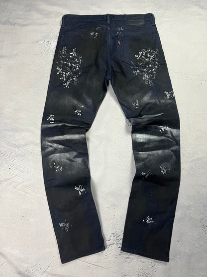 SMOKED DISTRESSED DENIM