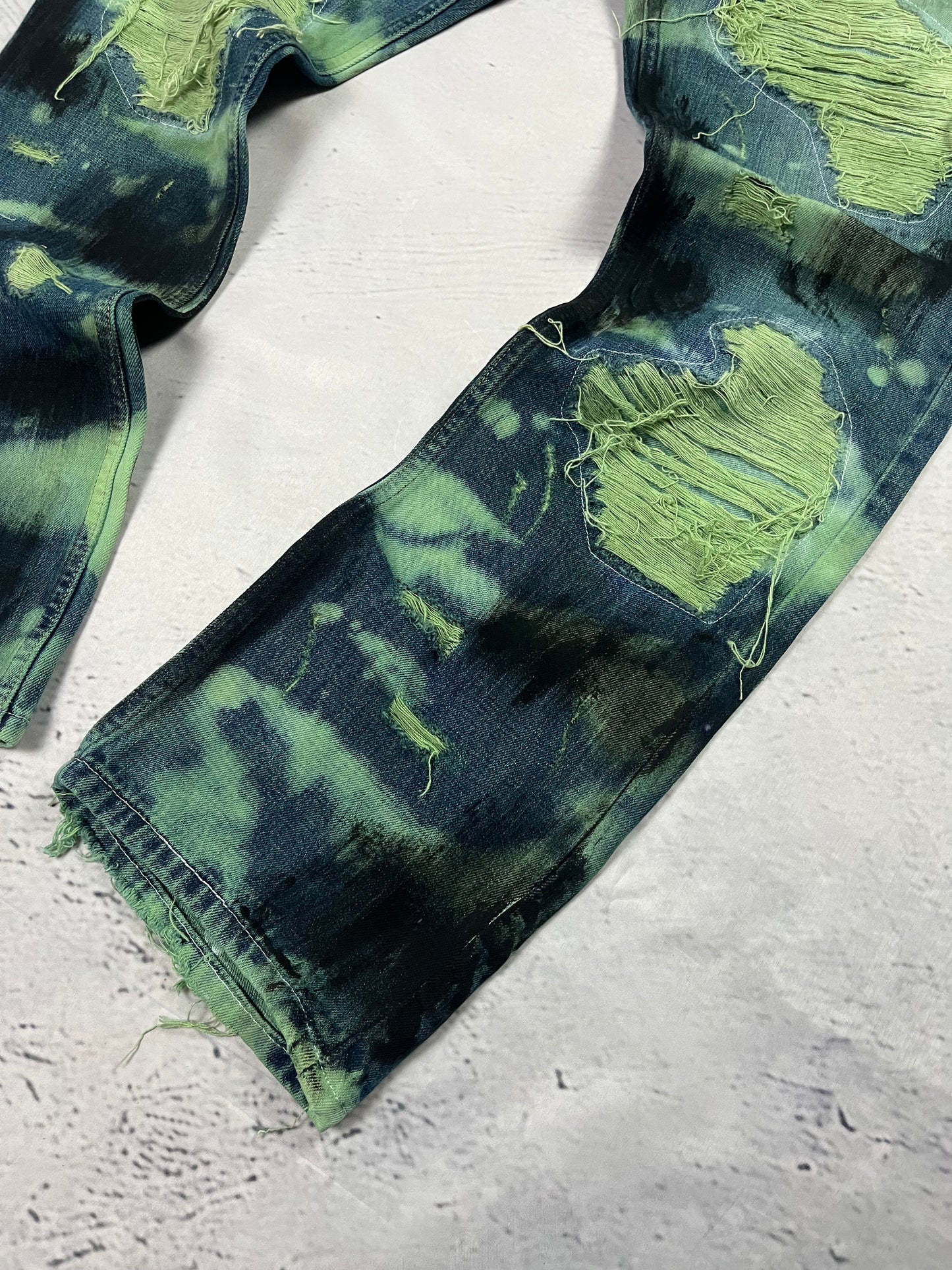 TOXIC WASH DENIM