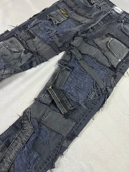 DISTRESSED CARGO PATCH DENIM