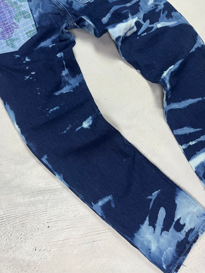 BLEACHED RIFT DENIM