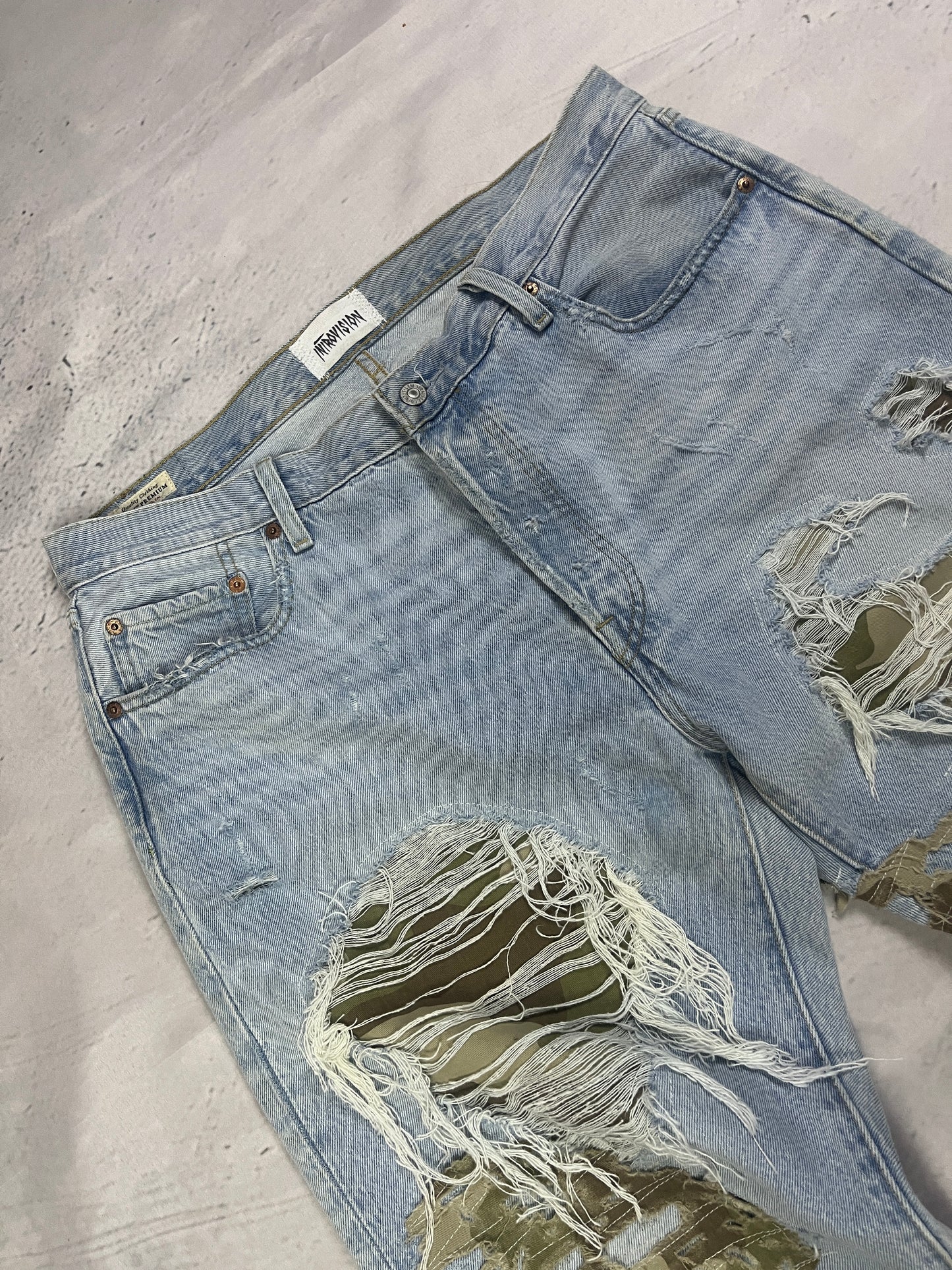 URBAN CAMO DISTRESS