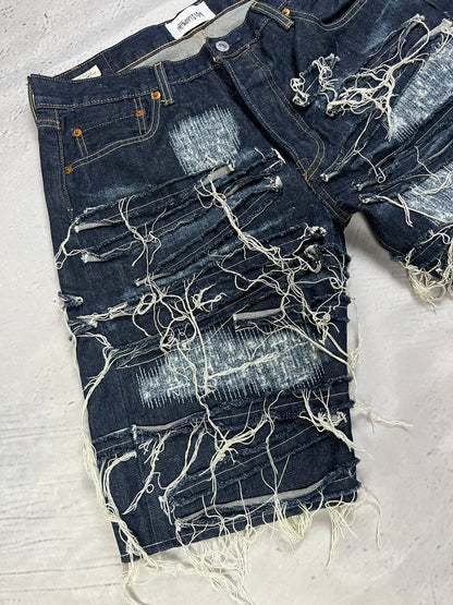 COBWEB DISTRESSED SHORTS