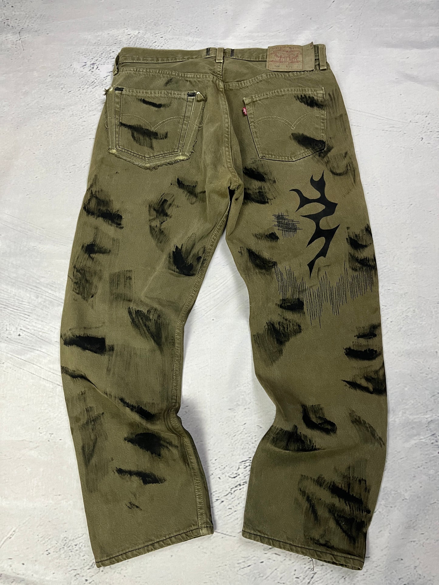 TRIBAL DISTRESSED DENIM