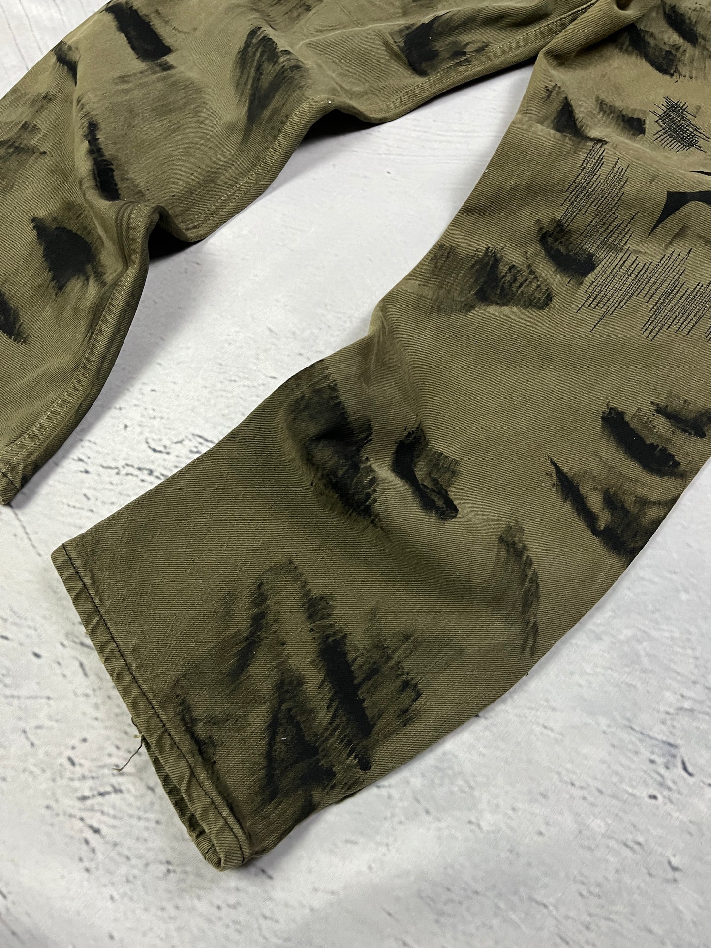 TRIBAL DISTRESSED DENIM