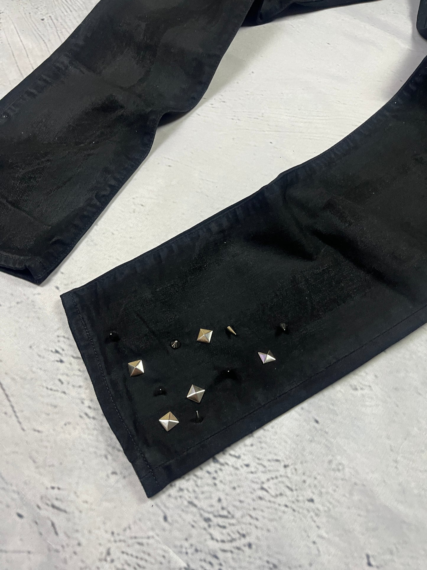 SPIKEY WAX DENIM