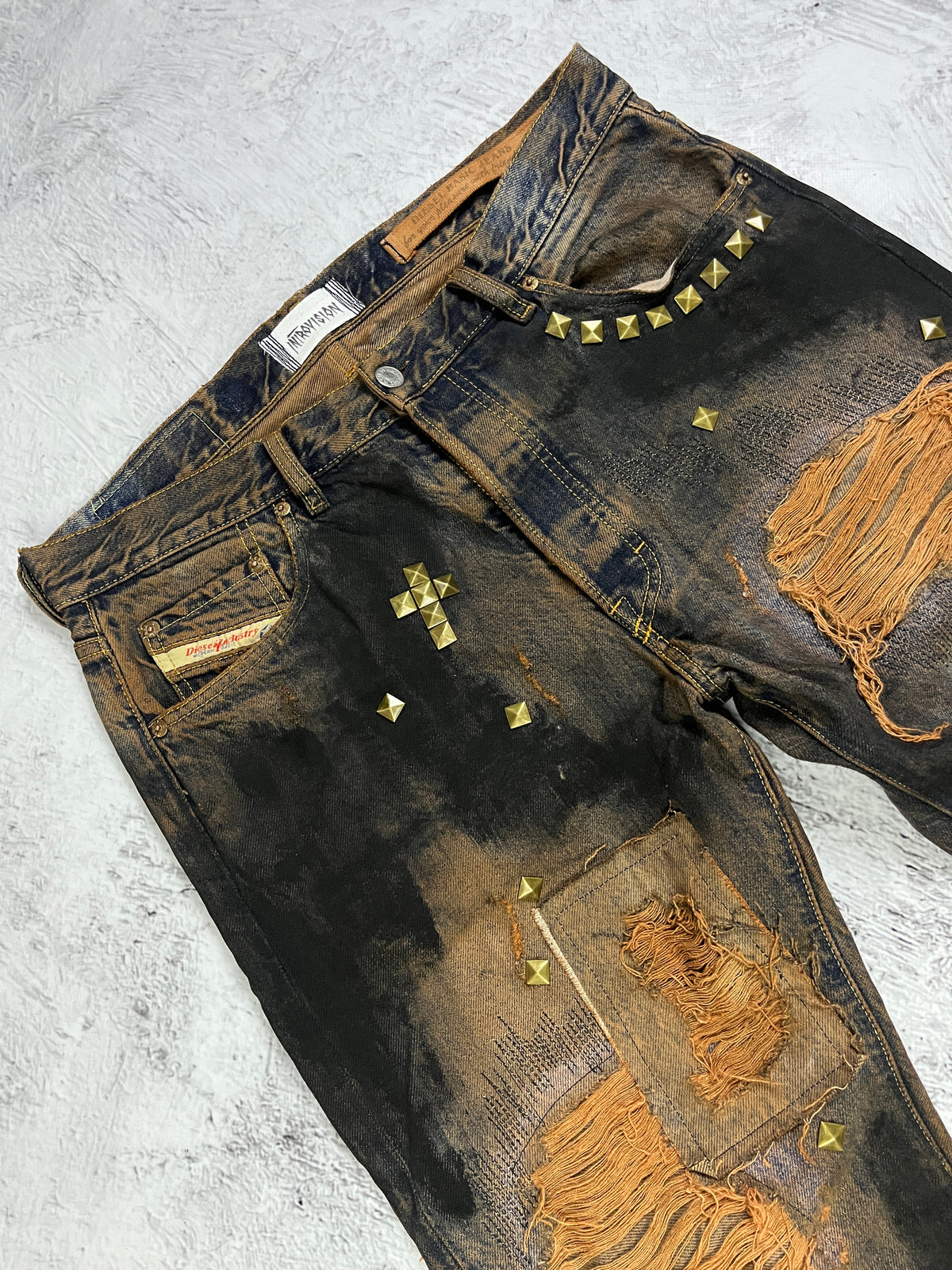 RUSTY MUD FLARE DENIM